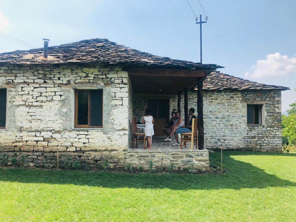 Qafe Dardhe Guest House Qafe Dardha - Tomorr National Park מראה חיצוני תמונה